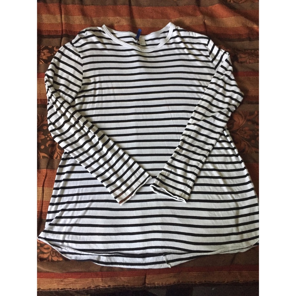 Long sleeve fishtail striped shirt
